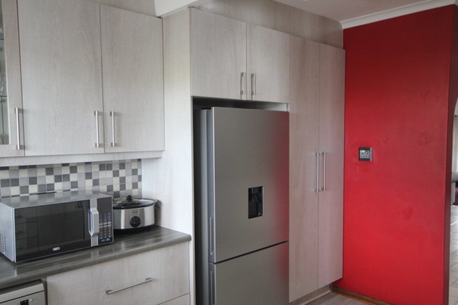 4 Bedroom Property for Sale in Amalinda Eastern Cape